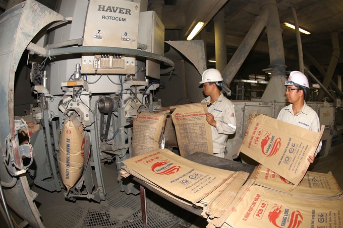 New cement packaging for VN - Economy - Vietnam News | Politics