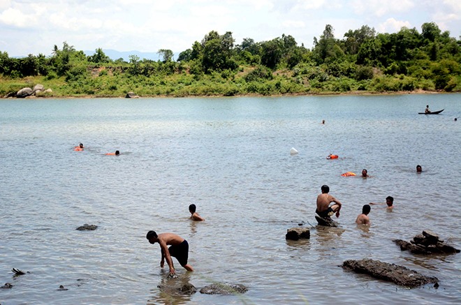 Four children drown in Phú Yên