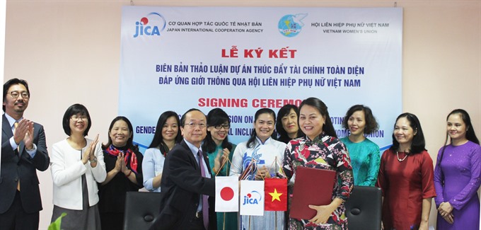 Việt Nam Japan co-operate to promote financial services for women