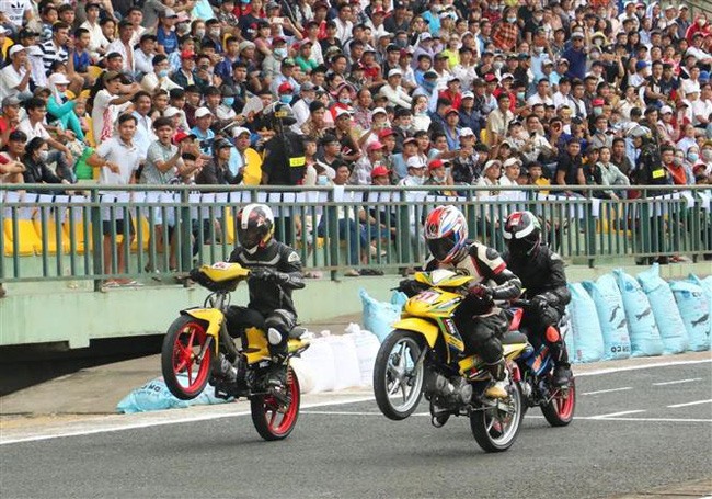 Cần Thơ to host national motor racing champs