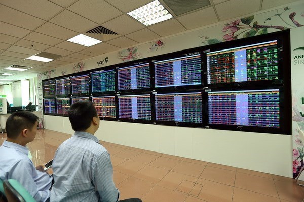 VPS Securities remains top player in HCM City stock market