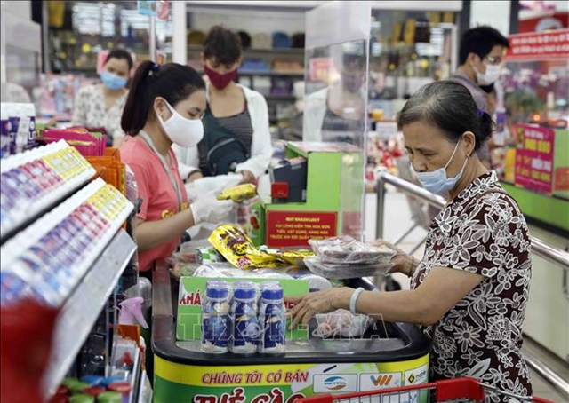 Businesses wary of increasing production for Tết