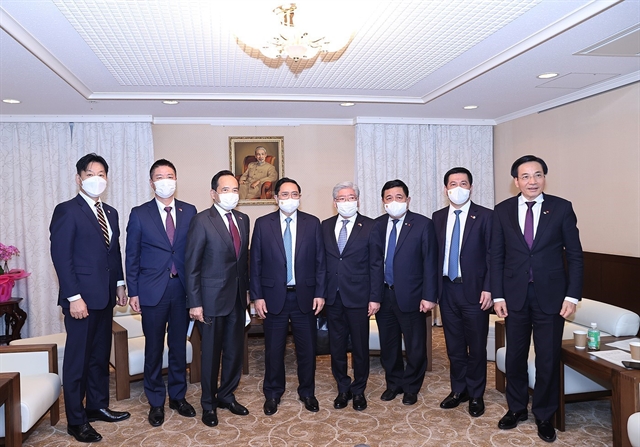 PM speaks with Japanese corporations calls for more investment