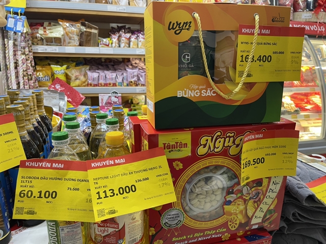 Supermarkets prepare for Lunar New Year