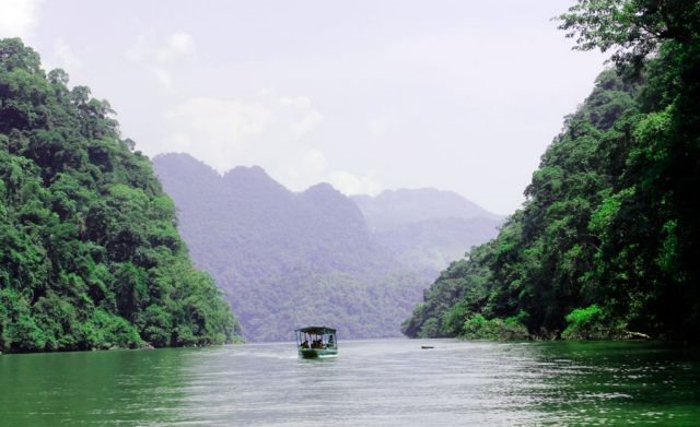 Plan approved to develop Ba Bể Lake
