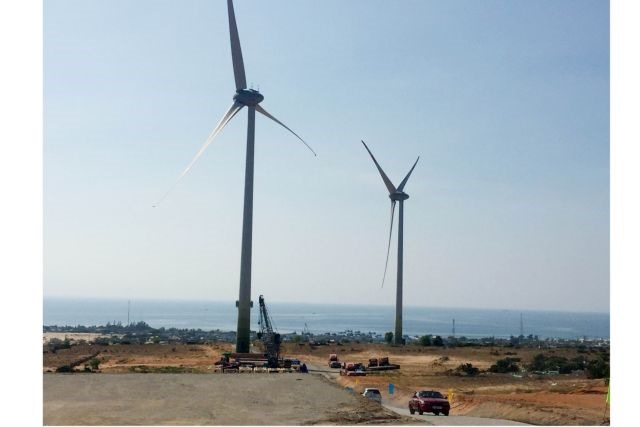 Việt Nam must remove regulatory challenges to encourage wind energy