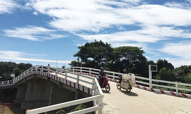 An Giang builds hundreds of rural bridges