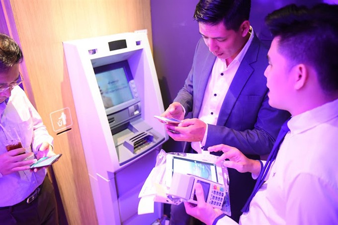 Customers test out Timo, a VPBank-back digital banking app | VietNamNews