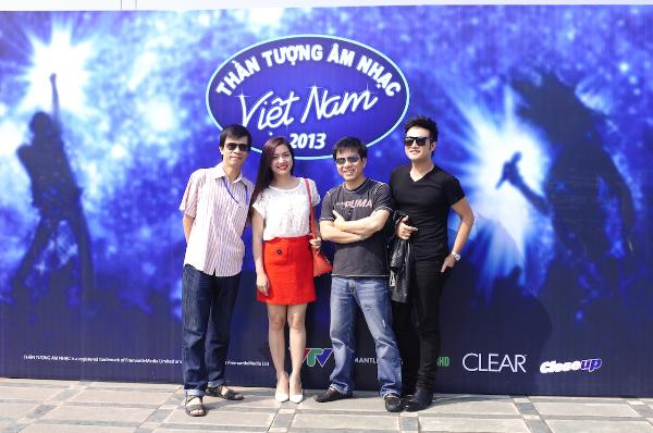 Thousands sign up to compete for Vietnam Idol title