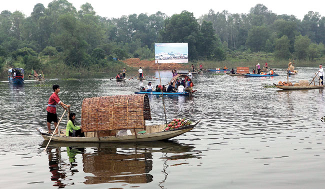 Village displays ethnic customs