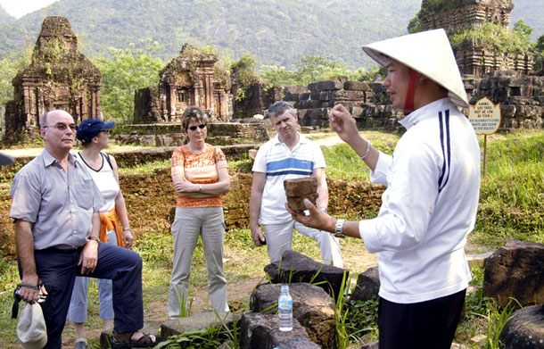Visitors get cheaper holidays