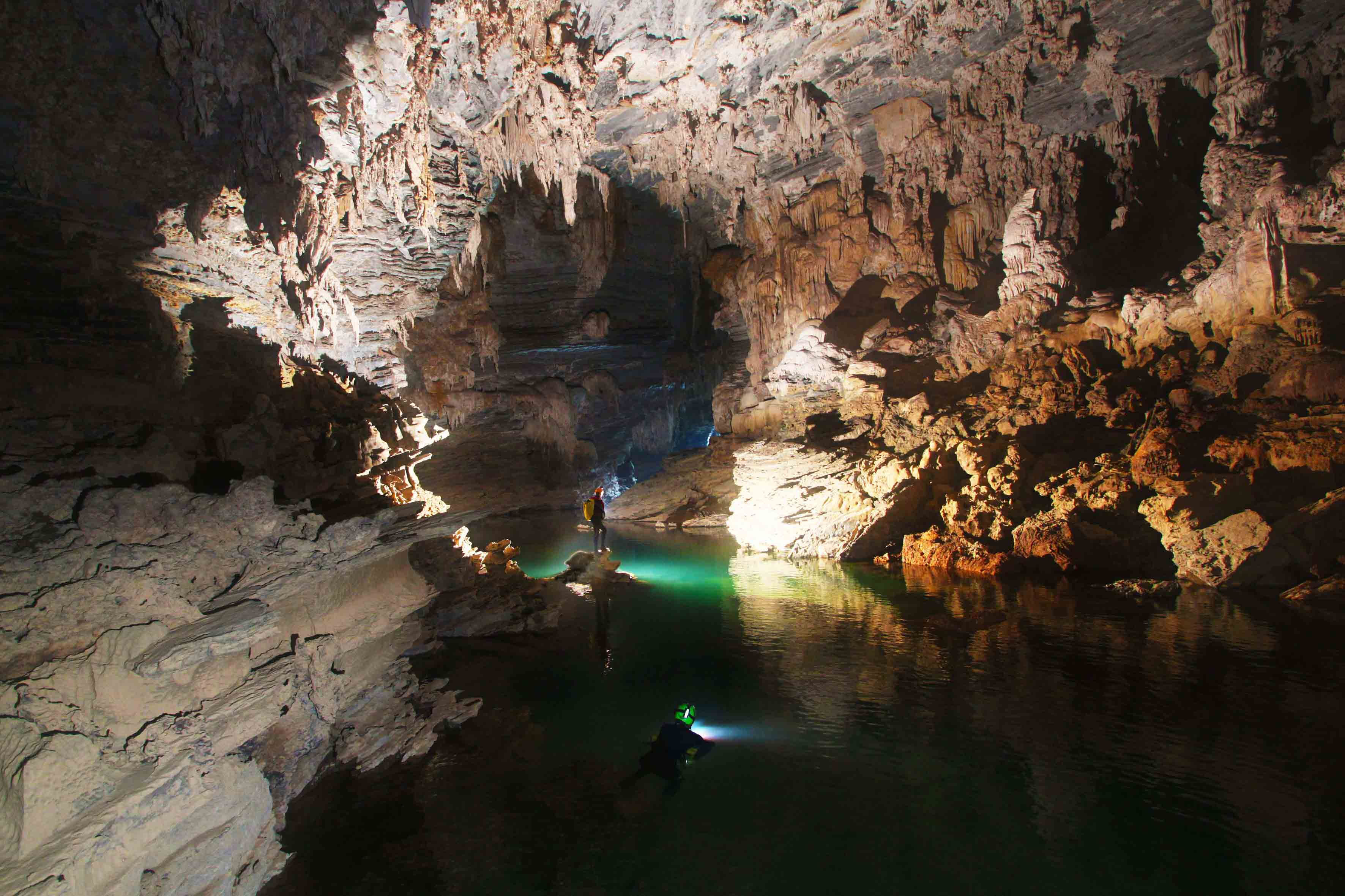 Price for visiting Quang Binh caves rises