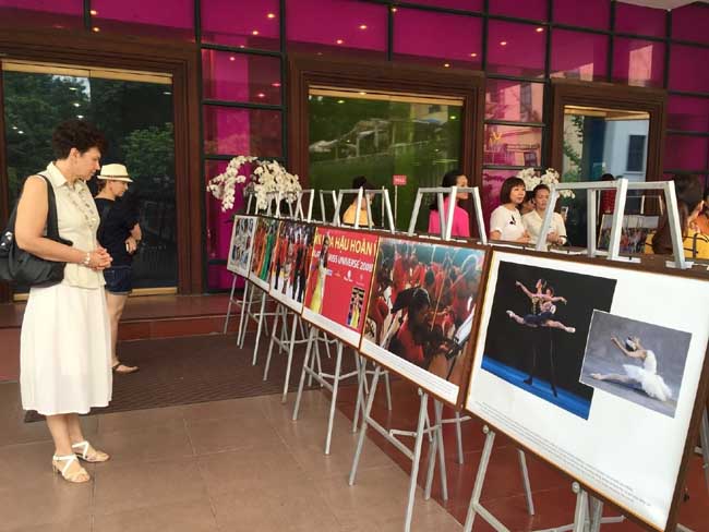 Photo exhibition celebrates Venezuelan women's achievements