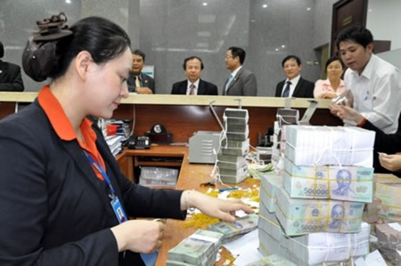 To meet the rising demand, many banks are offering preferential loan packages to attract customers. To meet the rising demand, many banks are offering preferential loan packages to attract customers.