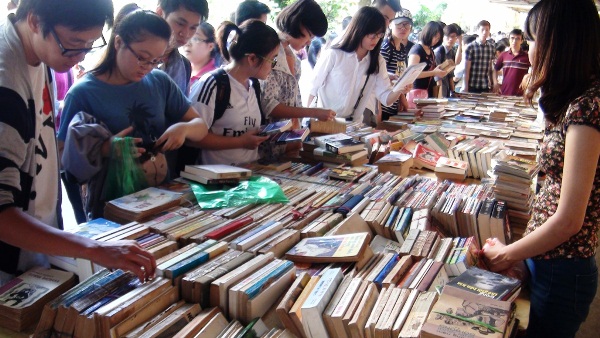 Secondhand book fair to be held in Ha Noi