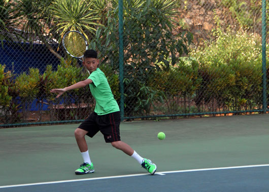 Duc wins U12 singles at national tennis event