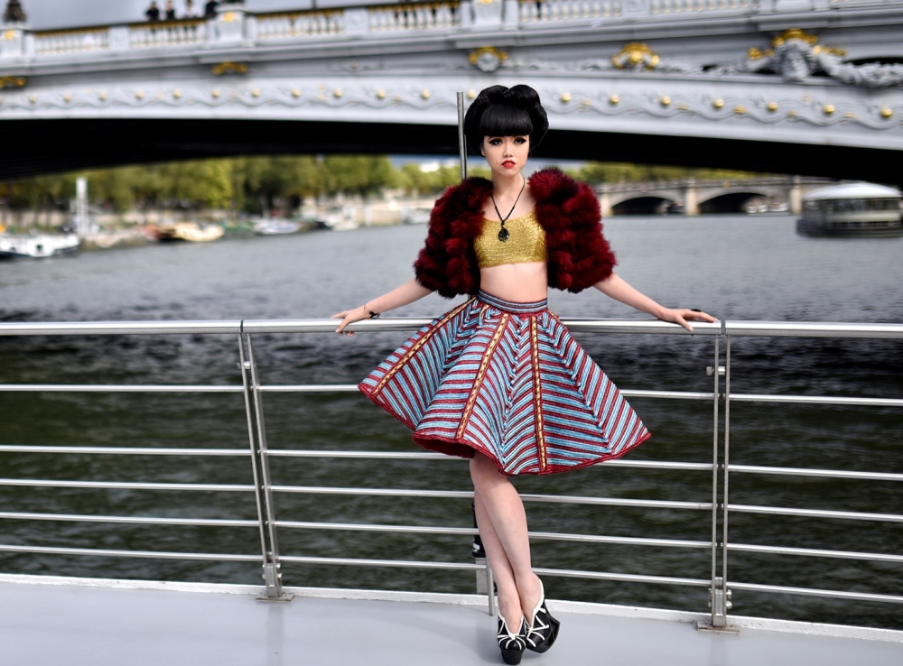 Vietnamese model to host River Seine fashion show