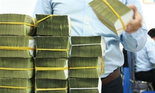 Banks set bar low for 2016 profits