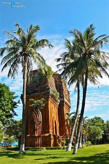 Relics fried pancakes cheap prices: Quy Nhơn draws tourists