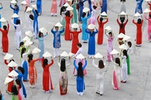 Traditional ao dai remains a timeless trend