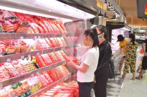 Hà Nội retailers told to increase stocks threefold amid pandemic