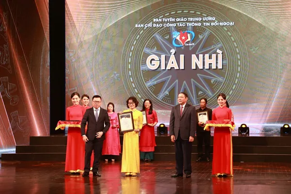 Ninth National External Information Service Awards honour works ...