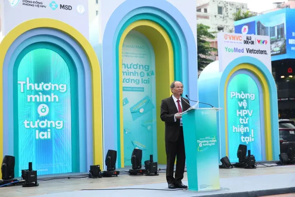 U.S. Ambassador attends first AI exhibition on health and HPV prevention in Vietnam