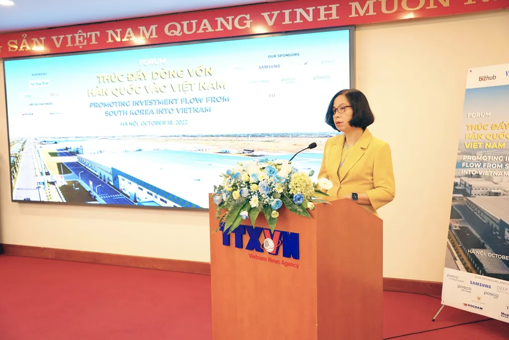 Ms. Vu Viet Trang - The general director of Vietnam News Agency speaks at the event. VNS Photo Thanh Hai