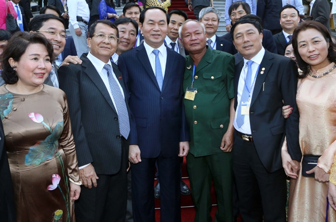 President Quang gives advice to community of entrepreneurs