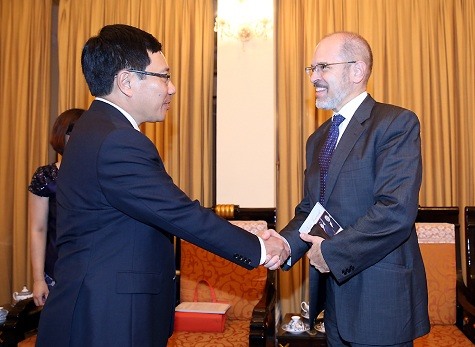 Deputy PM greets US business council official