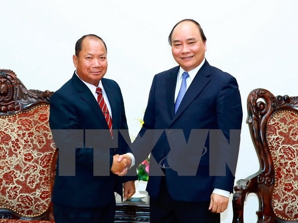 PM urges stronger VN