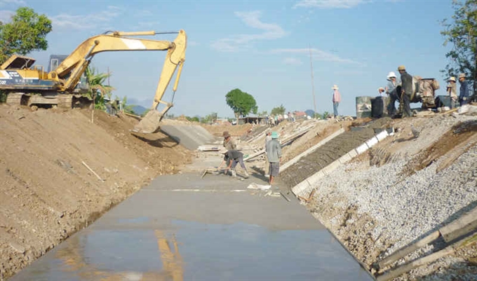 Chết khiếp vì vợ dọa sẽ 'xử thằng nhỏ' nếu chồng cặp bồ