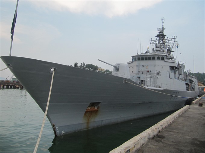 New Zealand navy ship visits Đà Nẵng