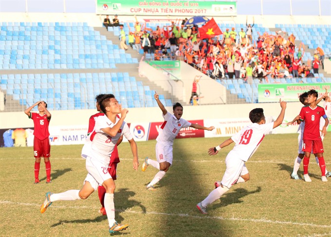 Việt Nam maintain lead in U15 competition