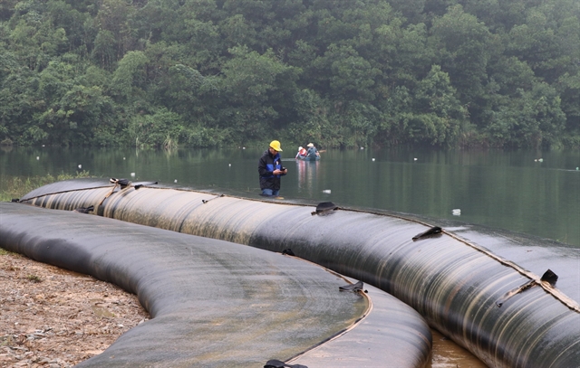 Hà Nội strengthens water testing after Đà River pollution crisis

