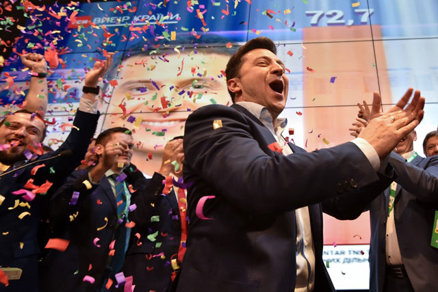 Ukraine comedian Zelensky wins presidency in landslide