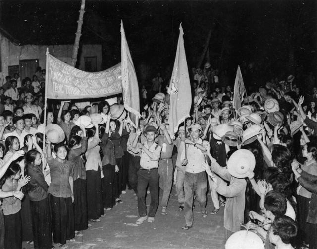 Vietnam's legendary long-haired army