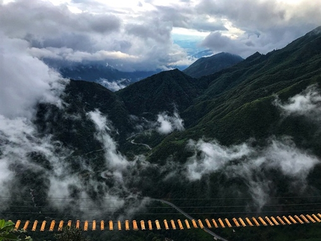 Bridge 2,000 metres above sea level challenges visitors