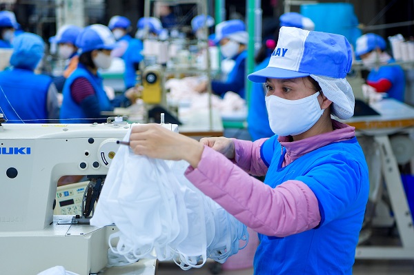 Việt Nam exports 1.37 billion medical masks in 2020