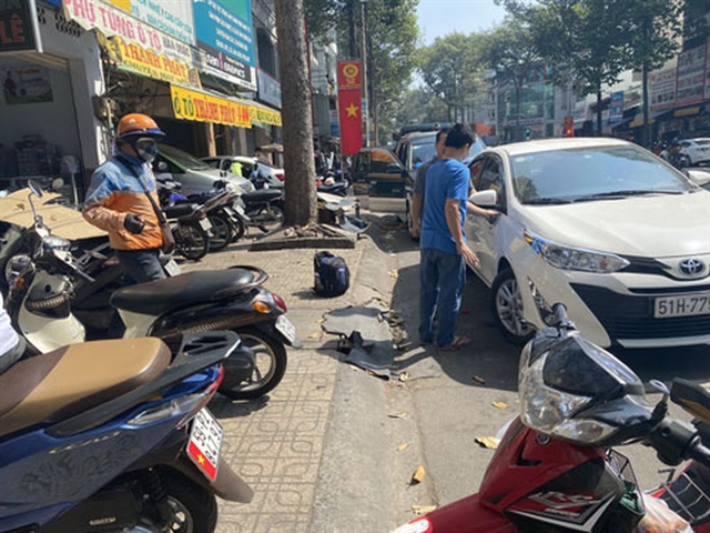 Demand for vehicle repair and upgrade increase as Tết near