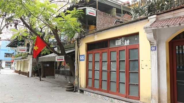 Hà Nội food outlets hit by new COVID-19 restrictions