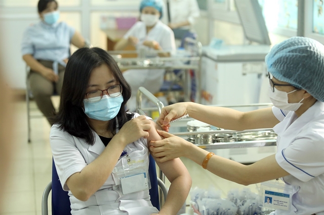 Post-vaccine reactions in Việt Nam within recommended level, drive to continue: official
