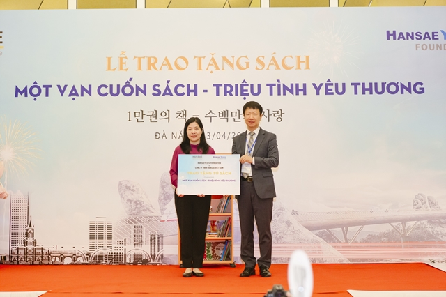 Book donation programme celebrates Việt Nam Book Day