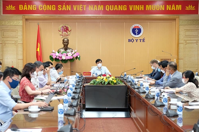 Vietnamese health minister holds talks with Moderna representative over COVID-19 vaccine deal