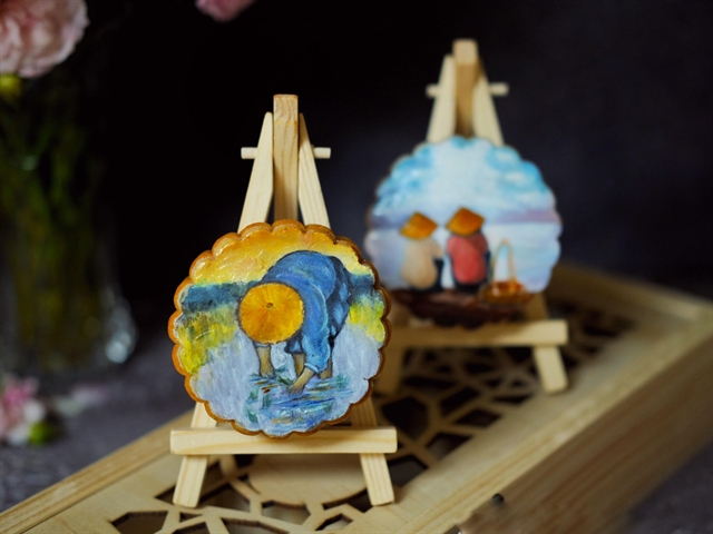 Baker recreates paintings on cakes to beat lockdown boredom
