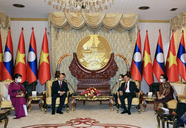 Việt Nam and Laos agree to deepen relationships in all fields