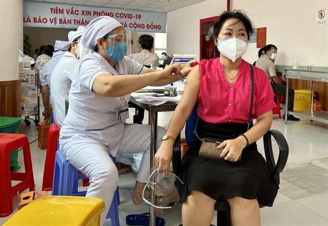 Việt Nam reports more than 15700 new COVID-19 infections on Thursday