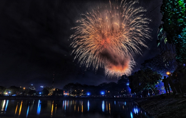 Hà Nội to set off fireworks from one single location on Lunar New Years Eve