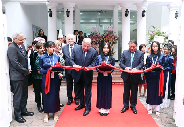 French Senate President inaugurates headquarters of French Institute in Việt Nam