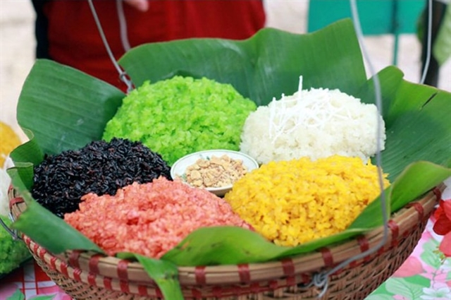 Five-colour sticky rice of the Lự people